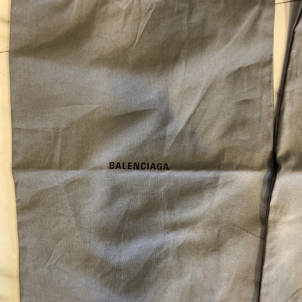 BALENCIAGA dust bag